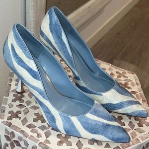 NWT Vince Camuto Cadie Blue Zebra Pumps